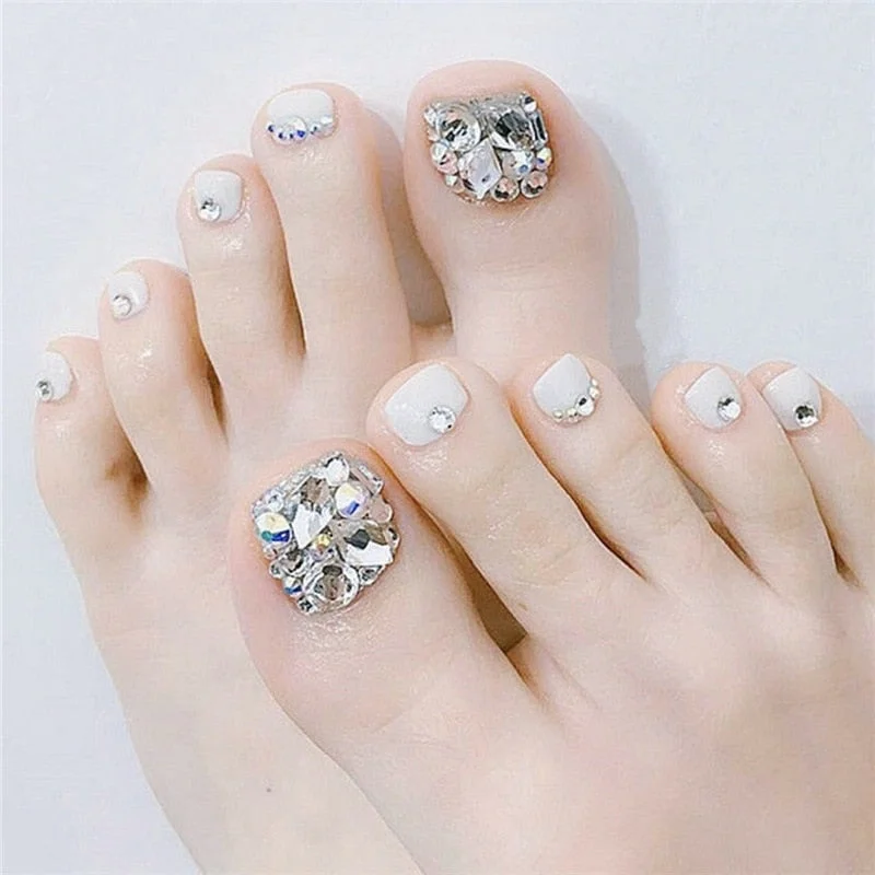 24pcs Silver Full Diamond Natural Color Nail Art Wide Full Covered French Toe Nail Tips Artificial Women New False Foot Nails