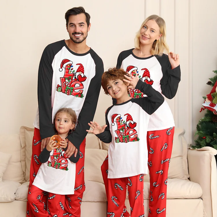 Love Gnome Christmas Family Matching Pajamas Sets(Black)