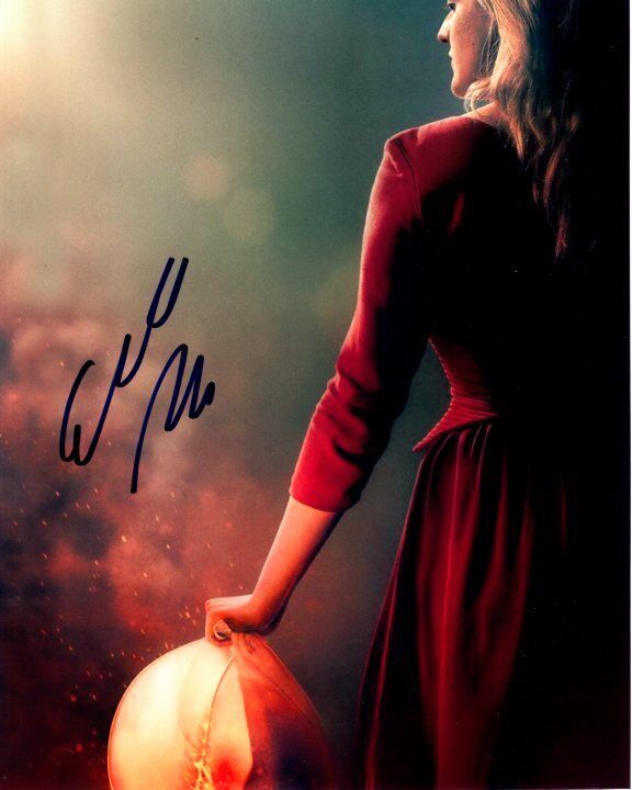 ELISABETH MOSS signed autographed 8x10 THE HANDMAID'S TALE JUNE OSBORNE Photo Poster painting