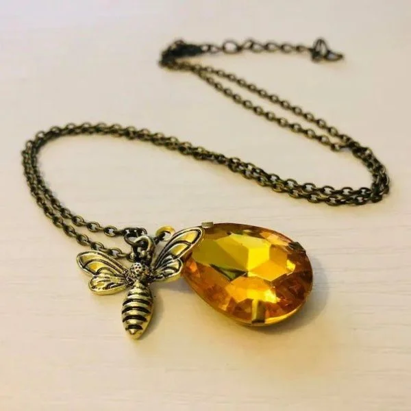 Sterling Silver Bee Drop Amber Necklace