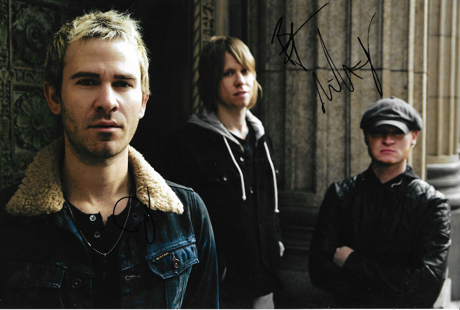 Lifehouse Band signed 8x12 inch Photo Poster painting autographs