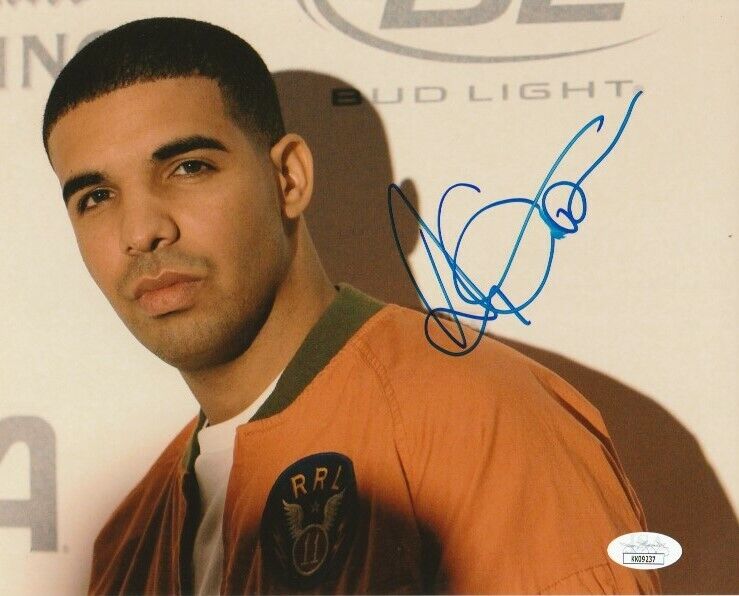 *RARE* DRIZZY DRAKE SIGNED 8x10 Photo Poster painting! AUBREY GRAHAM OVO JSA COA EXACT PROOF!