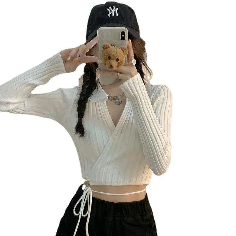 Uveng Uveng Strapped Sweater Cardigan Woman Spring 2023 New Hot Girl Exposed Umbilly Knitted Blouse Outside Tide