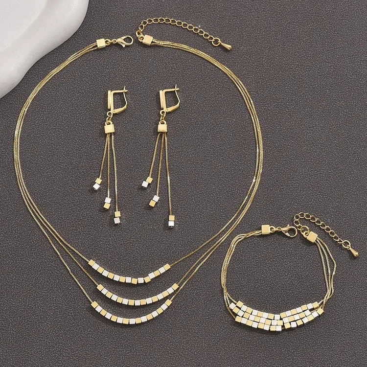 Double Layer Square Pendant Necklace for Women