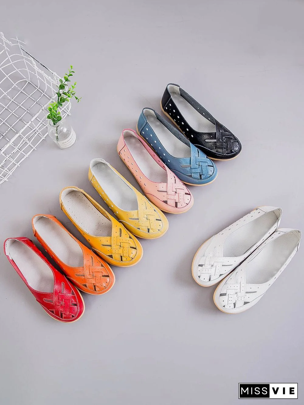 Hollow Leather Soft Sole Shoes