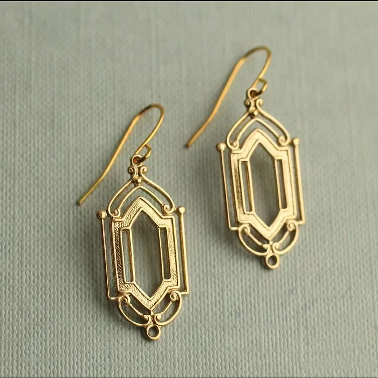 Vintage Flower Window Hollow Earrings