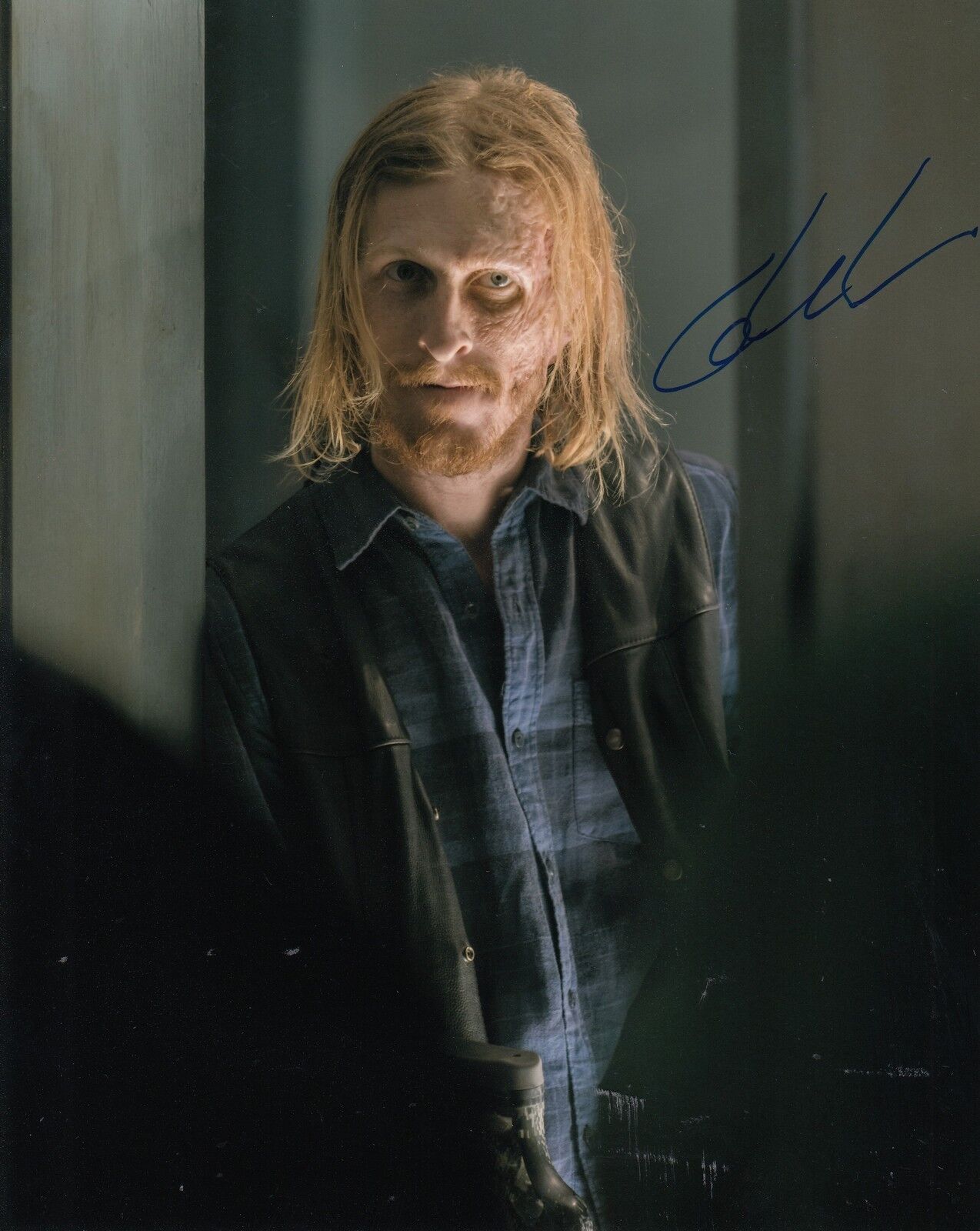 AUSTIN AMELIO signed (THE WALKING DEAD) TWD 8X10 Photo Poster painting *DWIGHT* W/COA #10