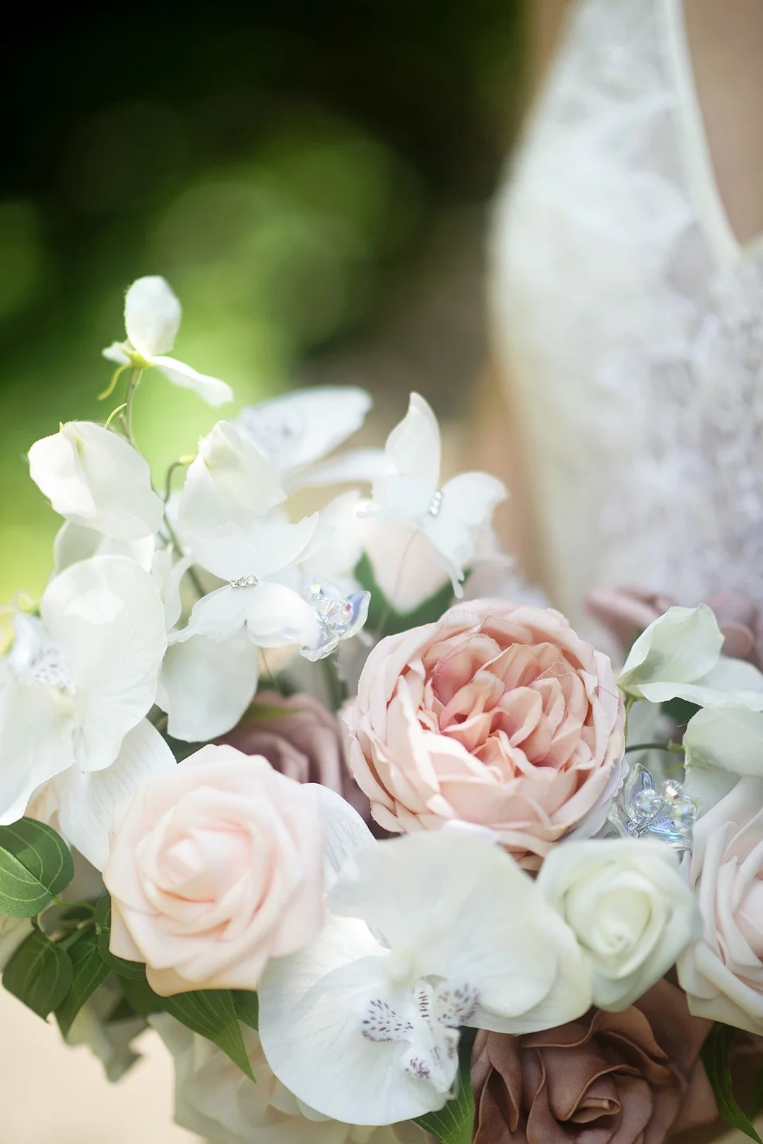 Micro Free-Form Bridal Bouquets in Dusty Rose & Ivory