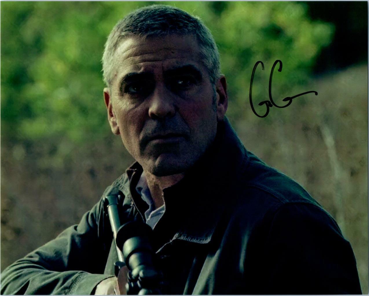 George Clooney signed 8x10 Picture nice autographed Photo Poster painting pic with COA