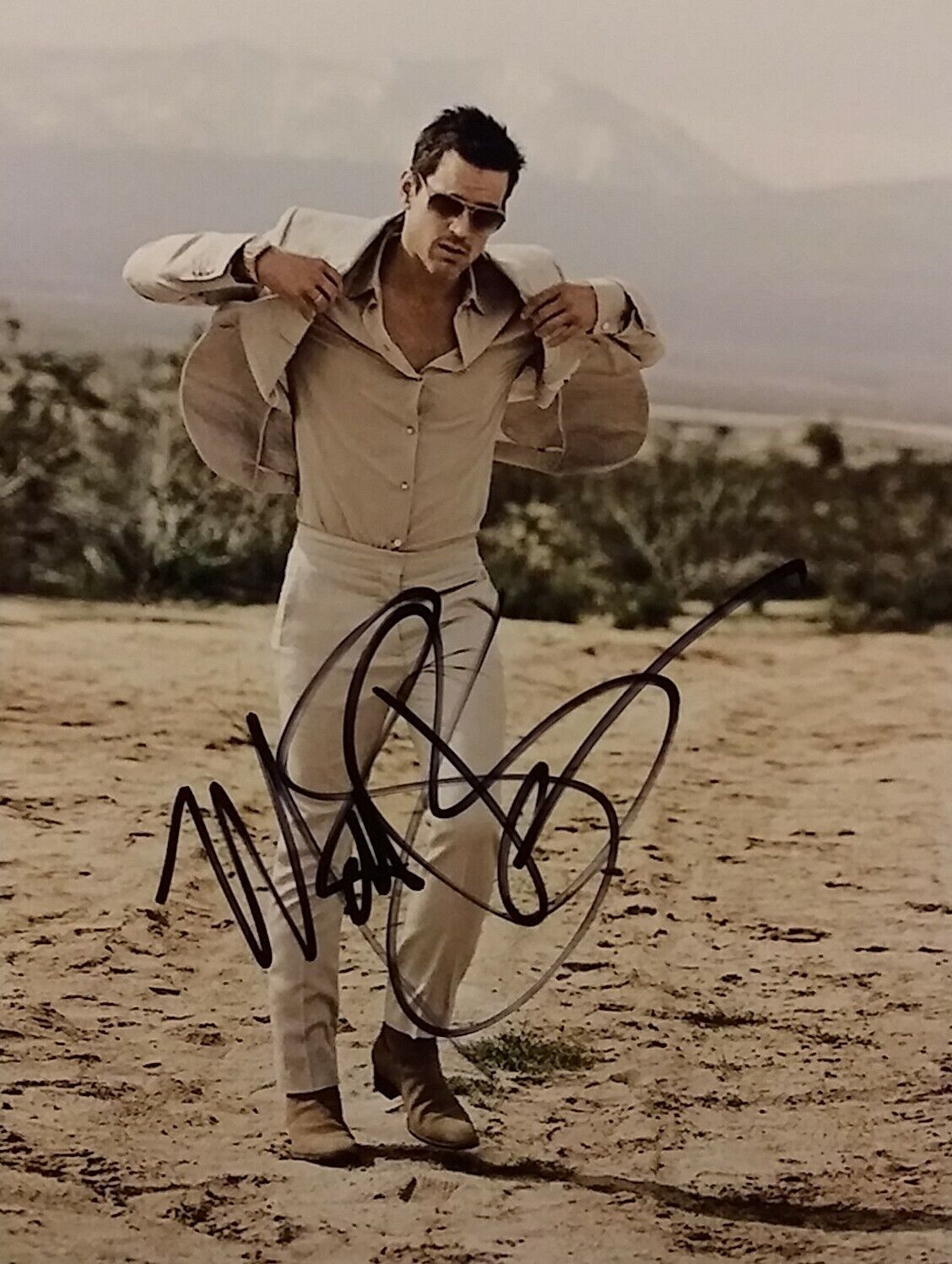 Matt Bomer signed 8 x 10