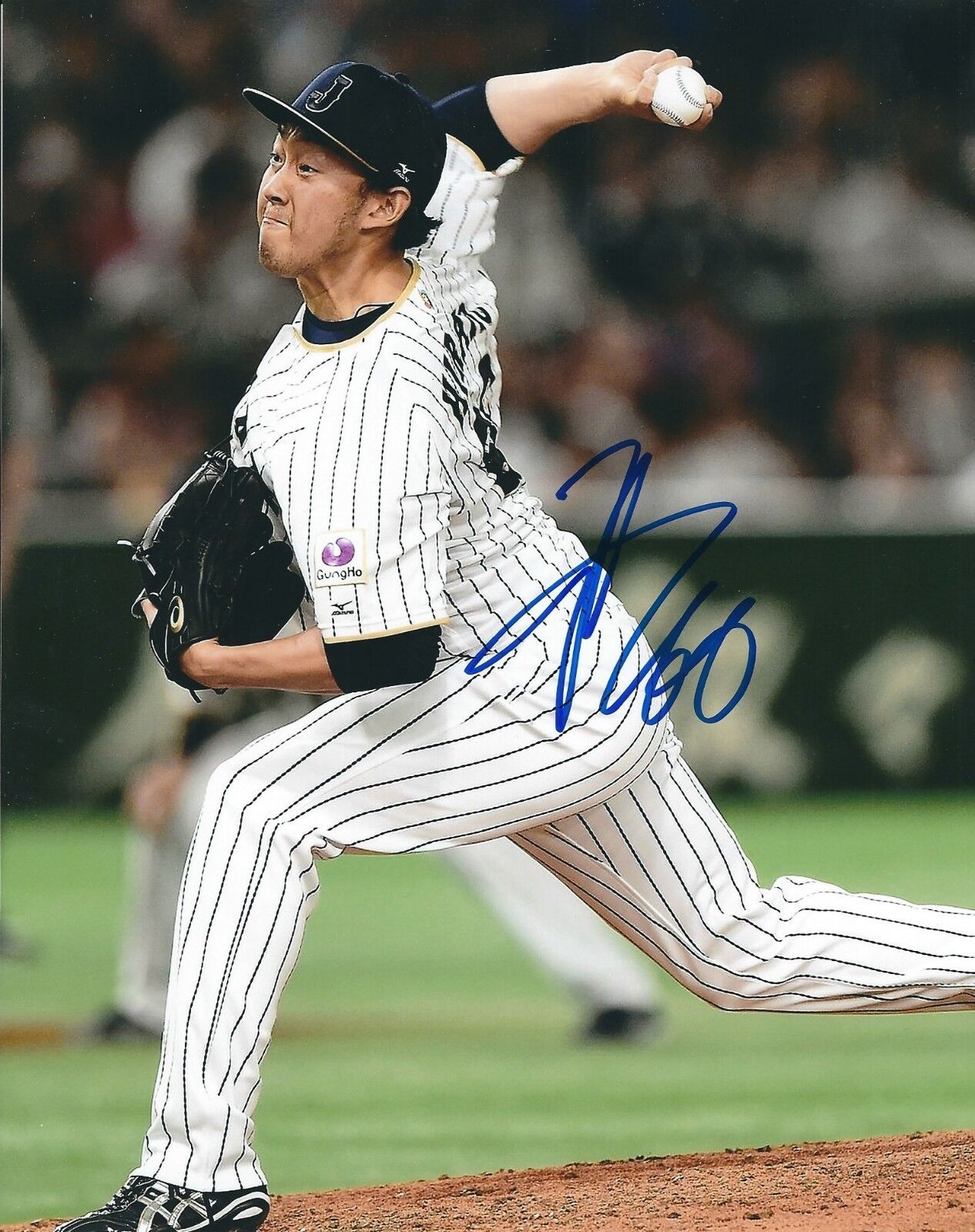 Signed 8x10 YOSHIHISA HIRANO Arizona Diamondbacks Autographed Photo Poster painting - COA