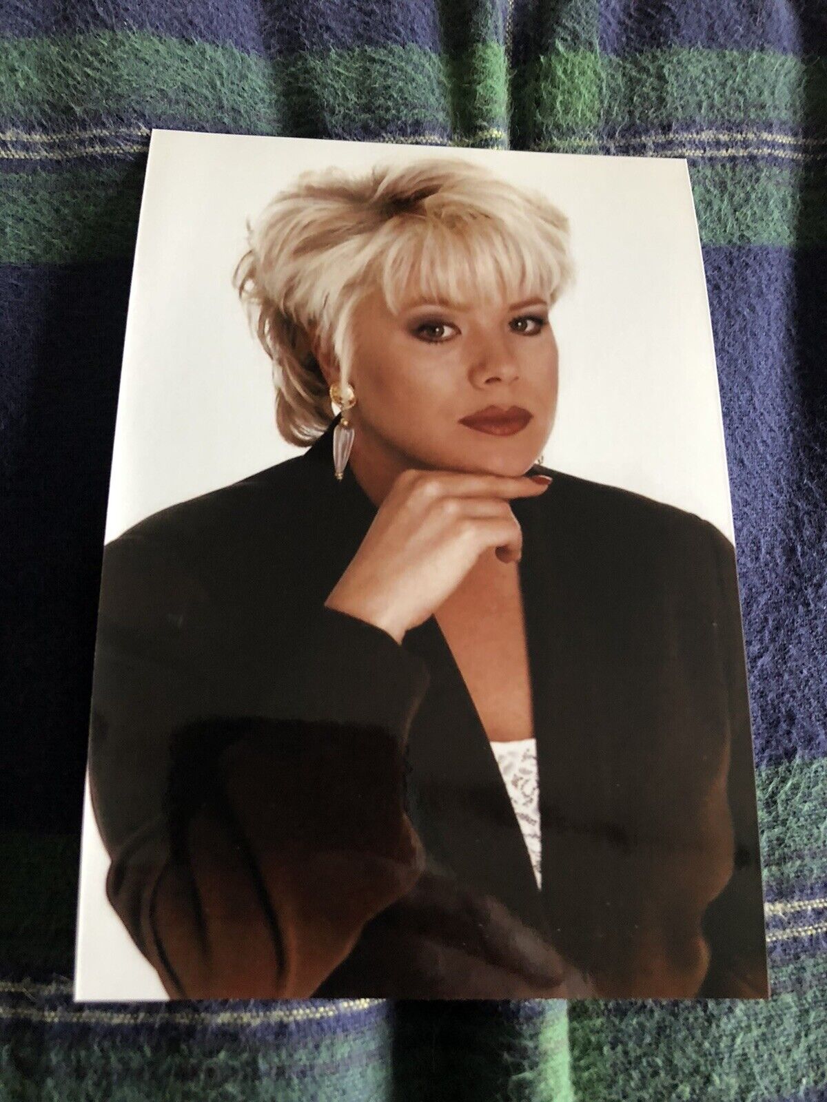 LETITIA DEAN (EASTENDERS) UNSIGNED Photo Poster painting- 6x4”