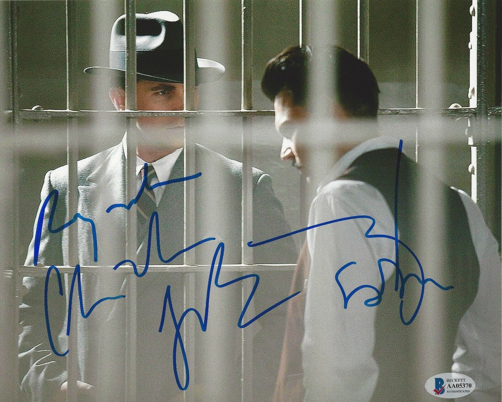 JOHNNY DEPP & CHRISTIAN BALE SIGNED 'PUBLIC ENEMIES' 8x10 Photo Poster painting BECKETT COA BAS