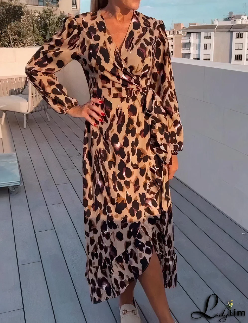 Elegant and Casual winter Dress