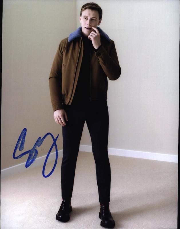 George Mackay authentic signed celebrity 8x10 Photo Poster painting W/Cert Autograph A0001