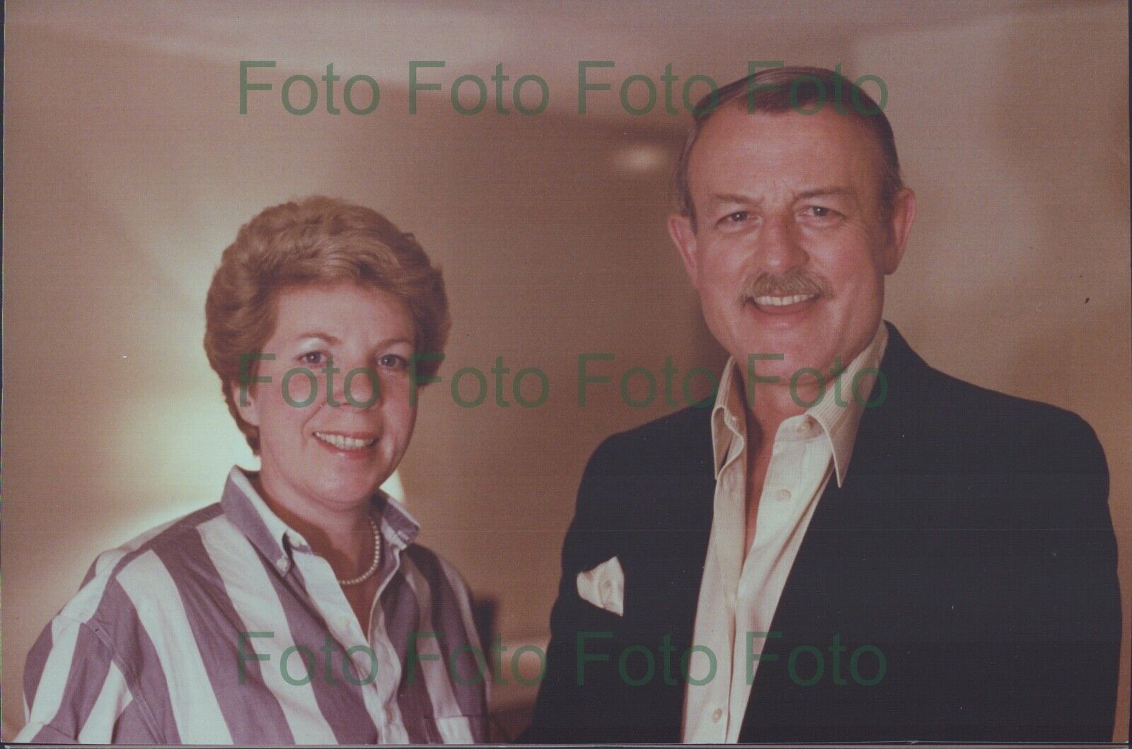 Roger Whittaker Collins 2 Original Press Photo Poster painting Without Autograph (TV-312