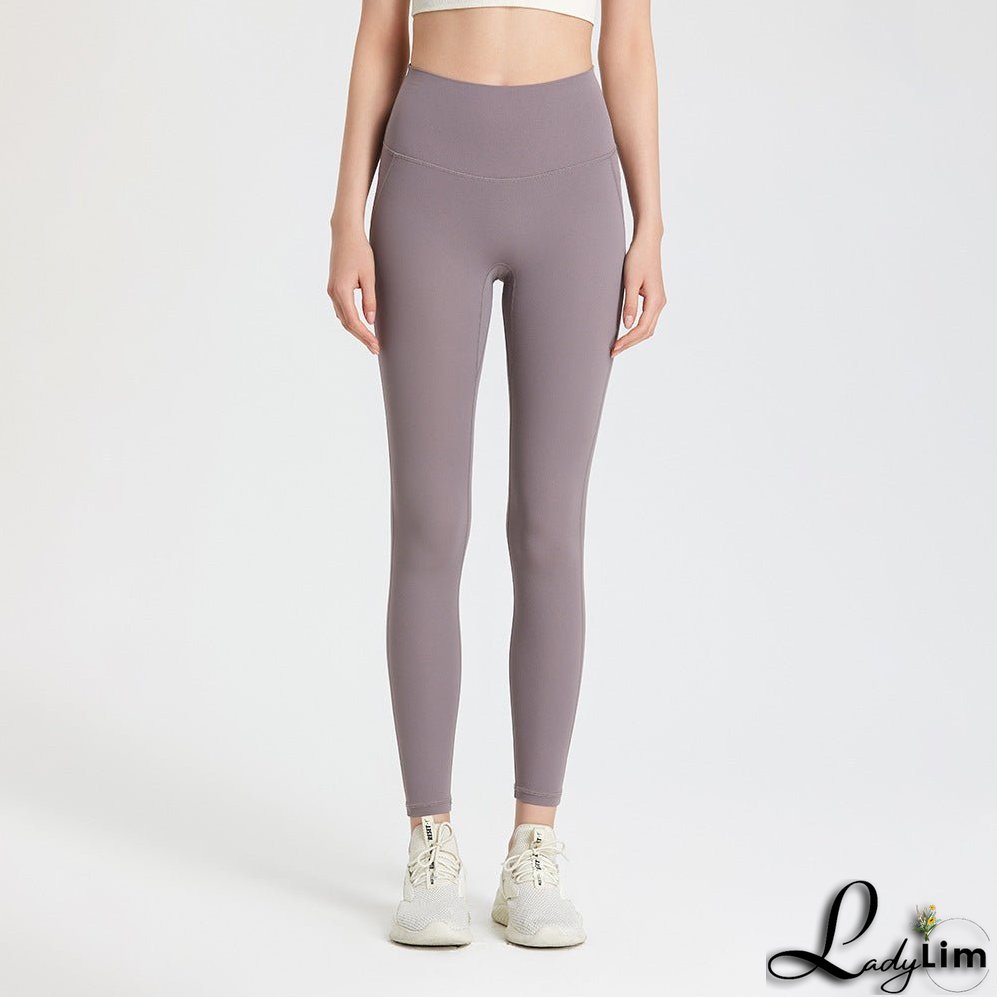 Fashionable and Effortless winter Pants