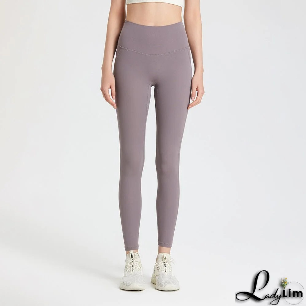 Fashionable and Effortless winter Pants