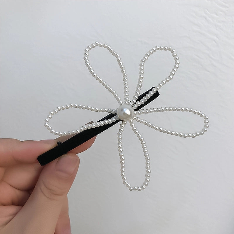 Women’s Sweet Flower Alloy Inlay Artificial Pearls Hair Clip