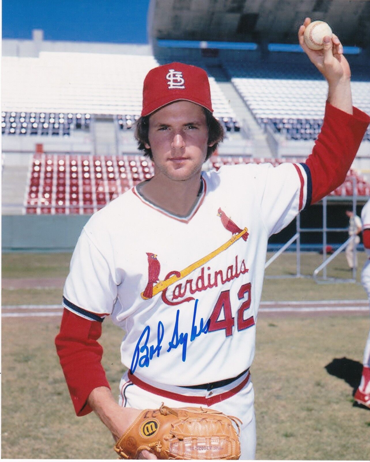 BOB SYKES ST. LOUIS CARDINALS ACTION SIGNED 8x10