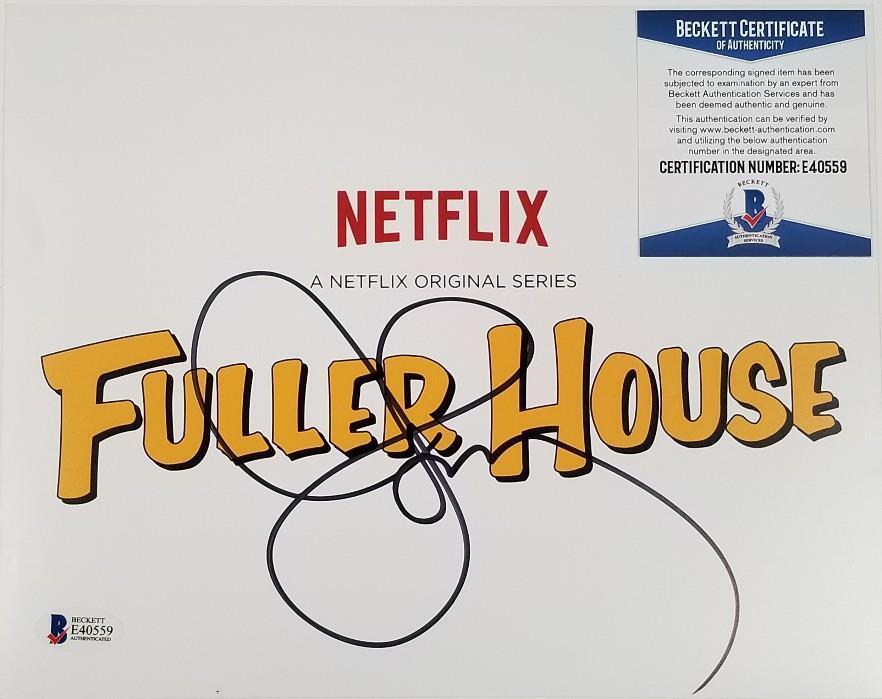 Actor JOHN STAMOS Signed Fuller House 8x10 Photo Poster painting Autograph ~ Beckett BAS COA