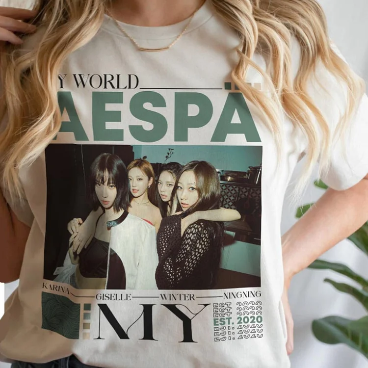 aespa Album MY WORLD Retro Graphic T-shirt