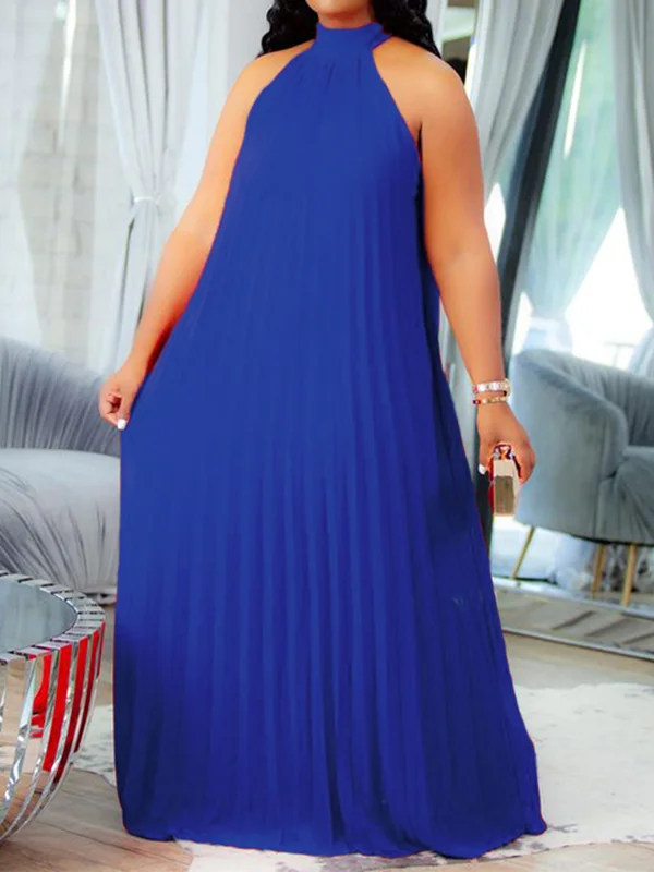 Pleated Solid Color Loose Plus Size Halter-Neck Maxi Dresses