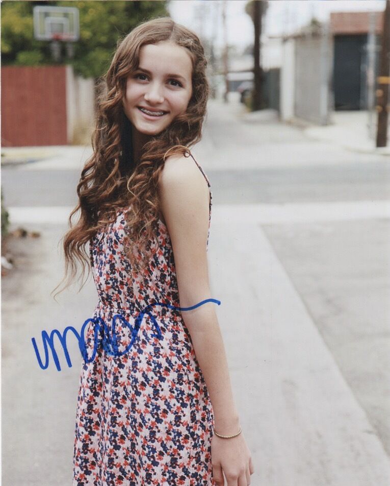 Maude Apatow Autographed Signed 8x10 Photo Poster painting COA B