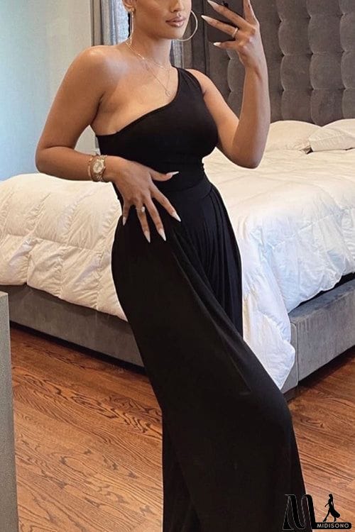 MidiSono - Solid One Shoulder Wide Leg Jumpsuits