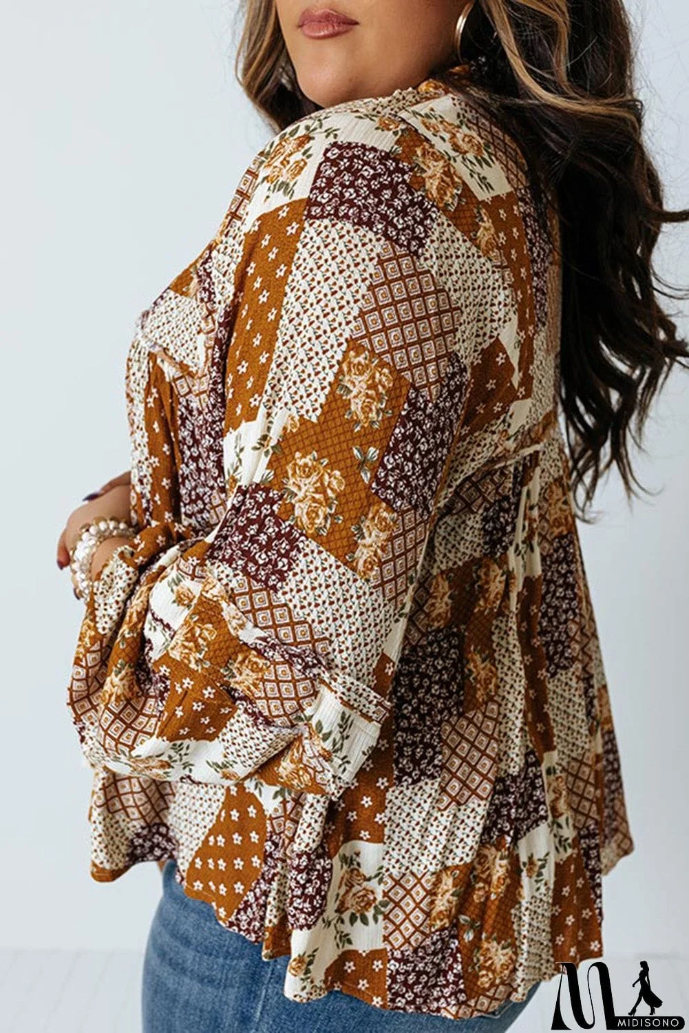 MidiSono - Turn-down Neck Mixed Print Plus Size Shirt