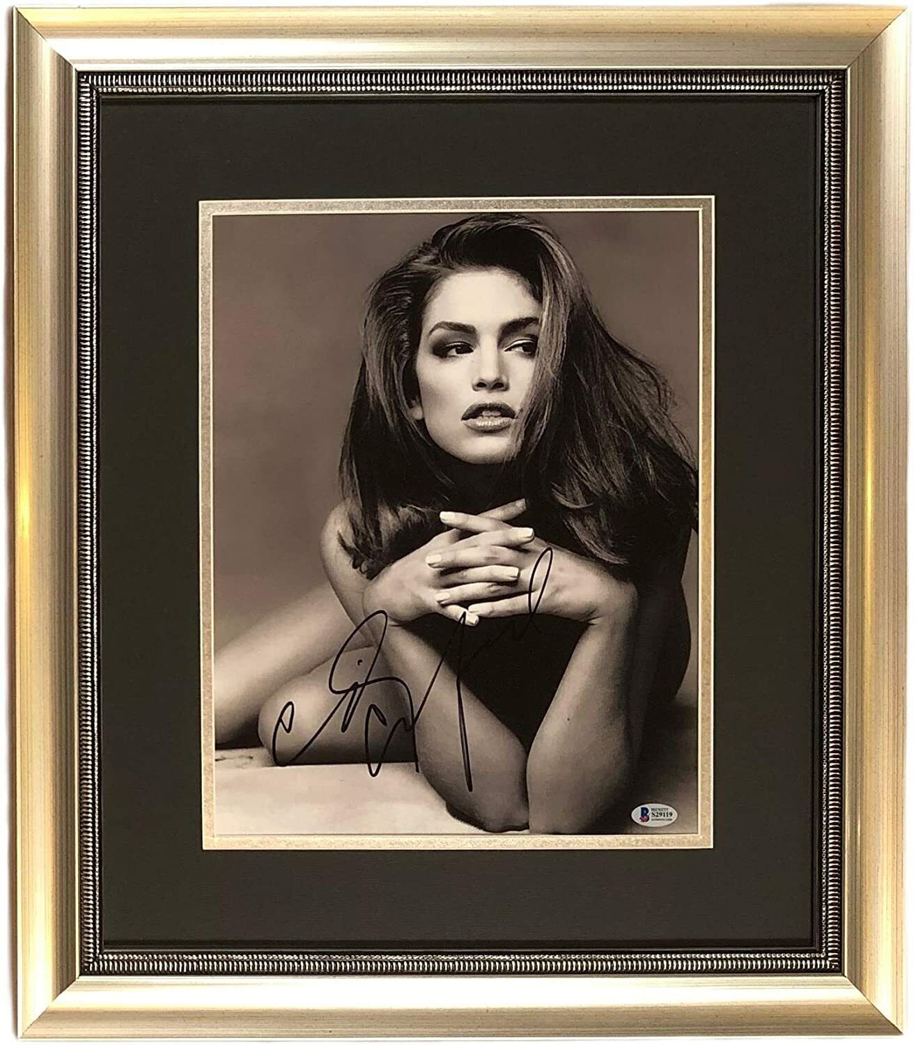 CINDY CRAWFORD Autographed Hand SIGNED 11x14 Photo Poster painting FRAMED BECKETT BAS BEAUTIFUL!