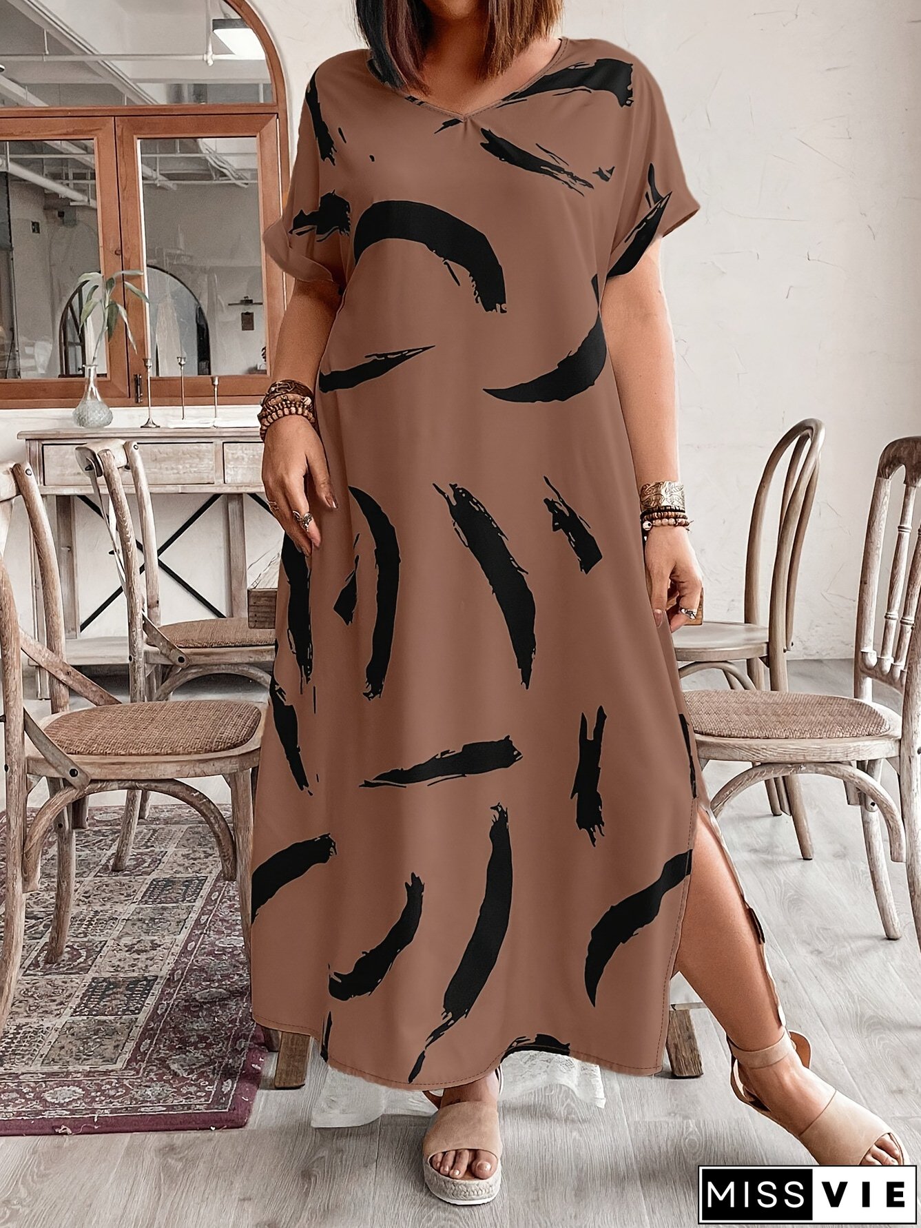 Plus Size Women short-sleeved printed slit dress