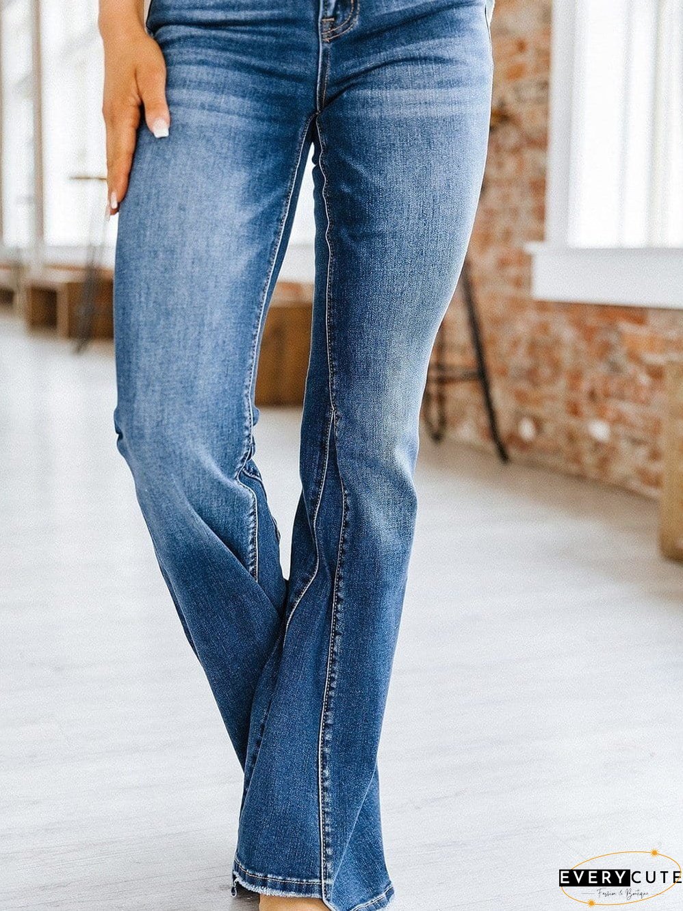 Trendy Flared Leg Jeans