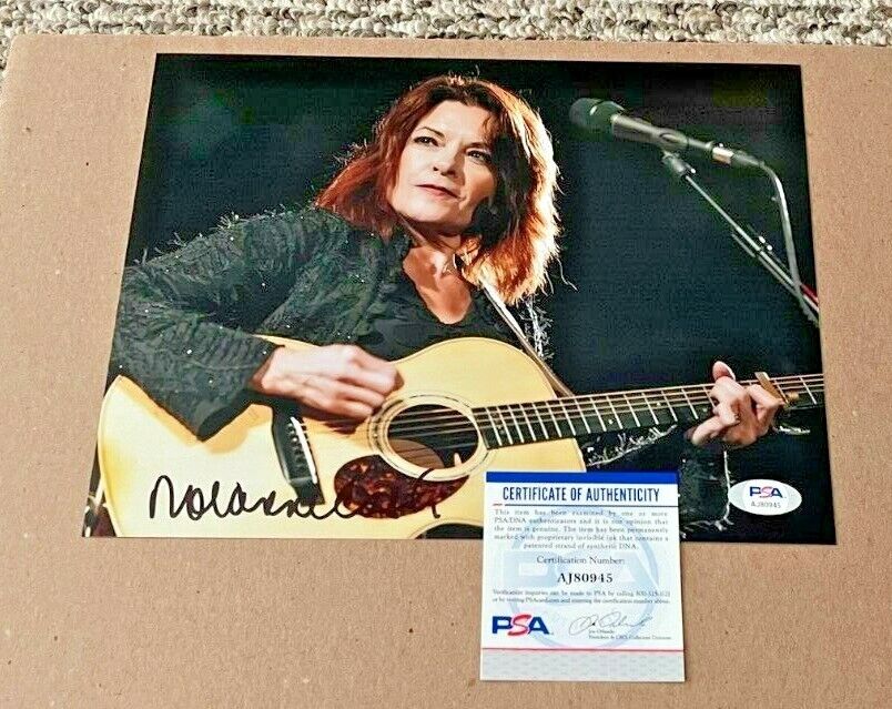 ROSANNE CASH SIGNED COUNTRY MUSIC 8X10 Photo Poster painting PSA/DNA CERTIFIED