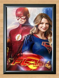 Superwoman Flash Tyler Hoechlin Signed Autographed Photo Poster painting Poster Print Memorabilia A2 Size 16.5x23.4