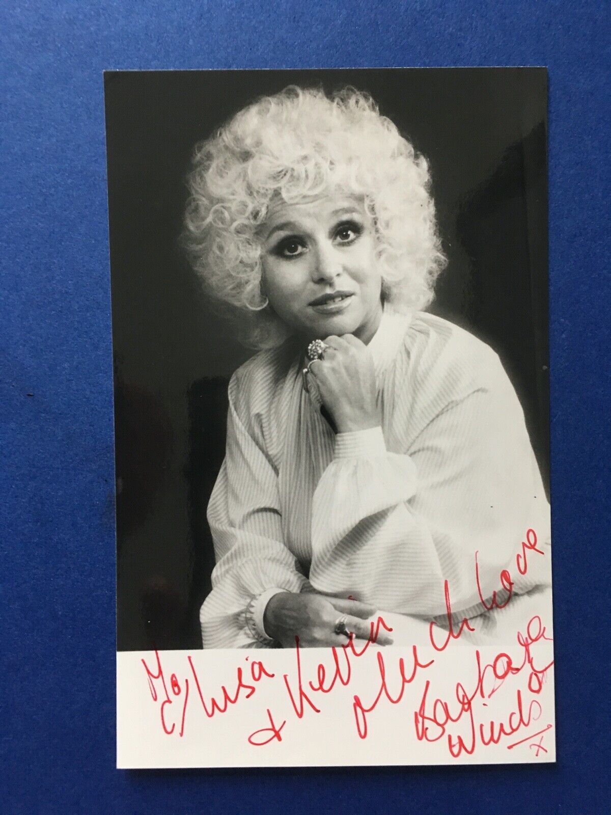 BARBARA WINDSOR - LATE GREAT CARRY ON ACTRESS - EXCELLENT SIGNED Photo Poster paintingGRAPH