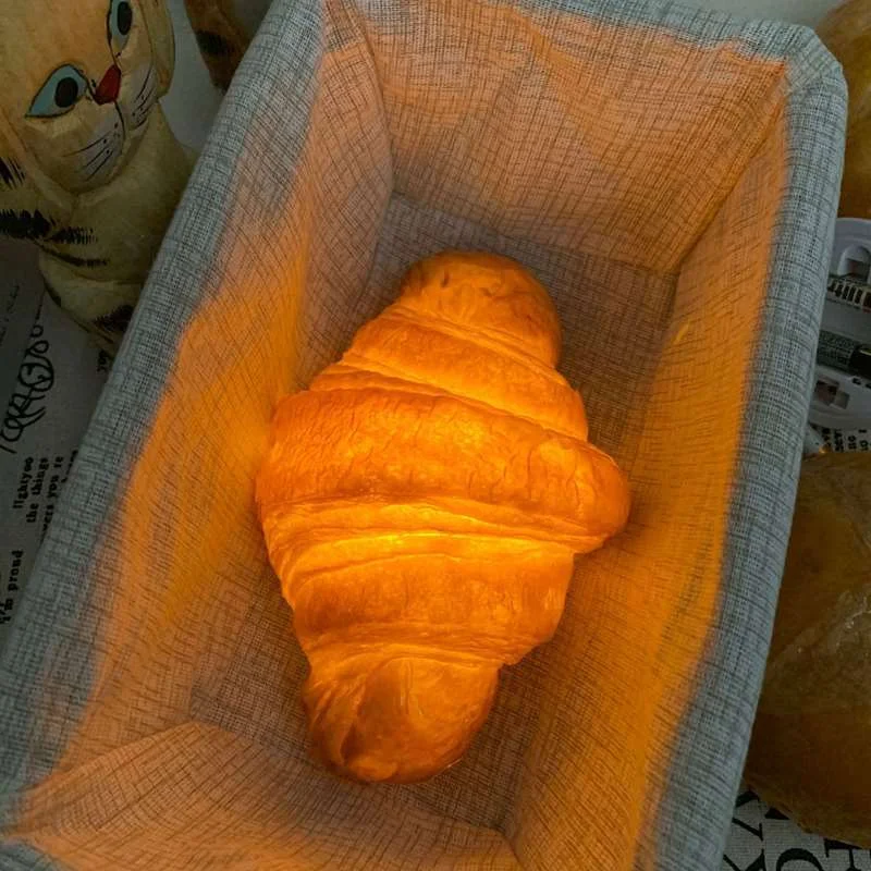 Croissant Bread Lamp