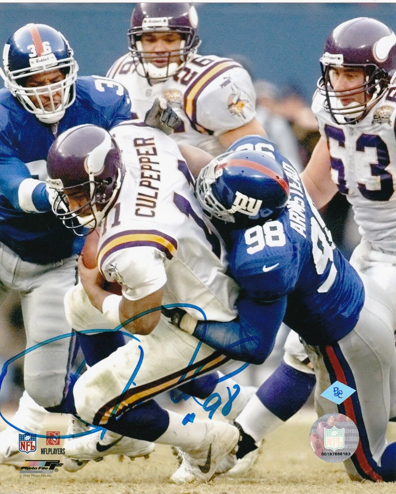 JESSIE ARMSTEAD NEW YORK GIANTS ACTION SIGNED 8x10