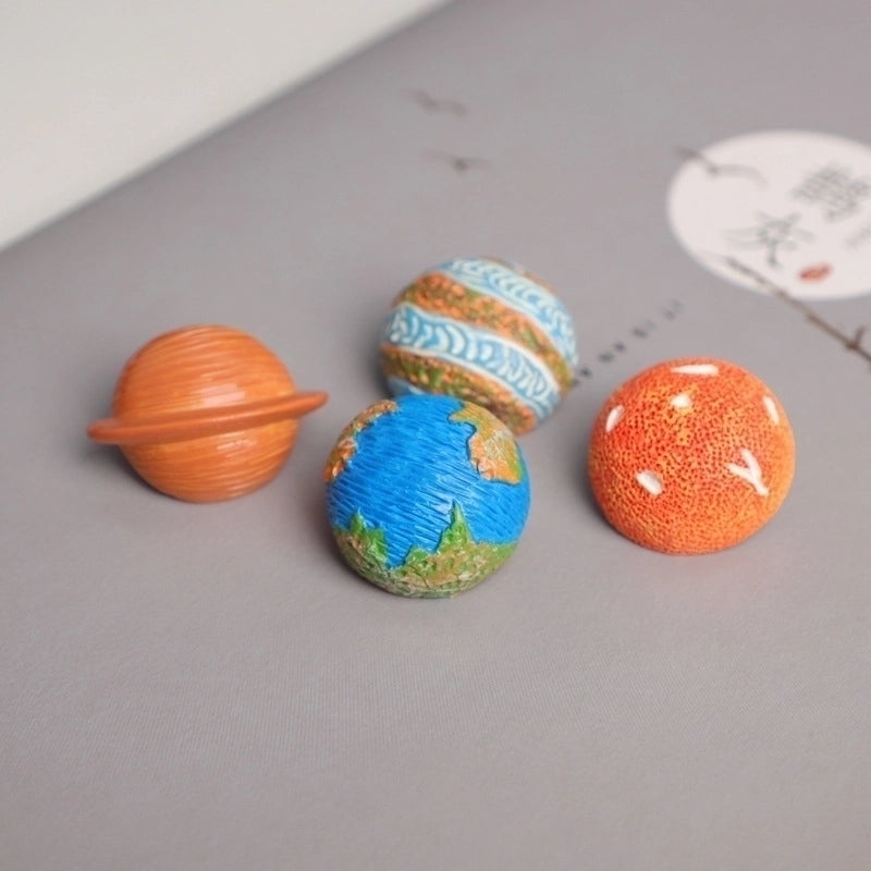 Casual Pin Planet Resin Unisex Brooches
