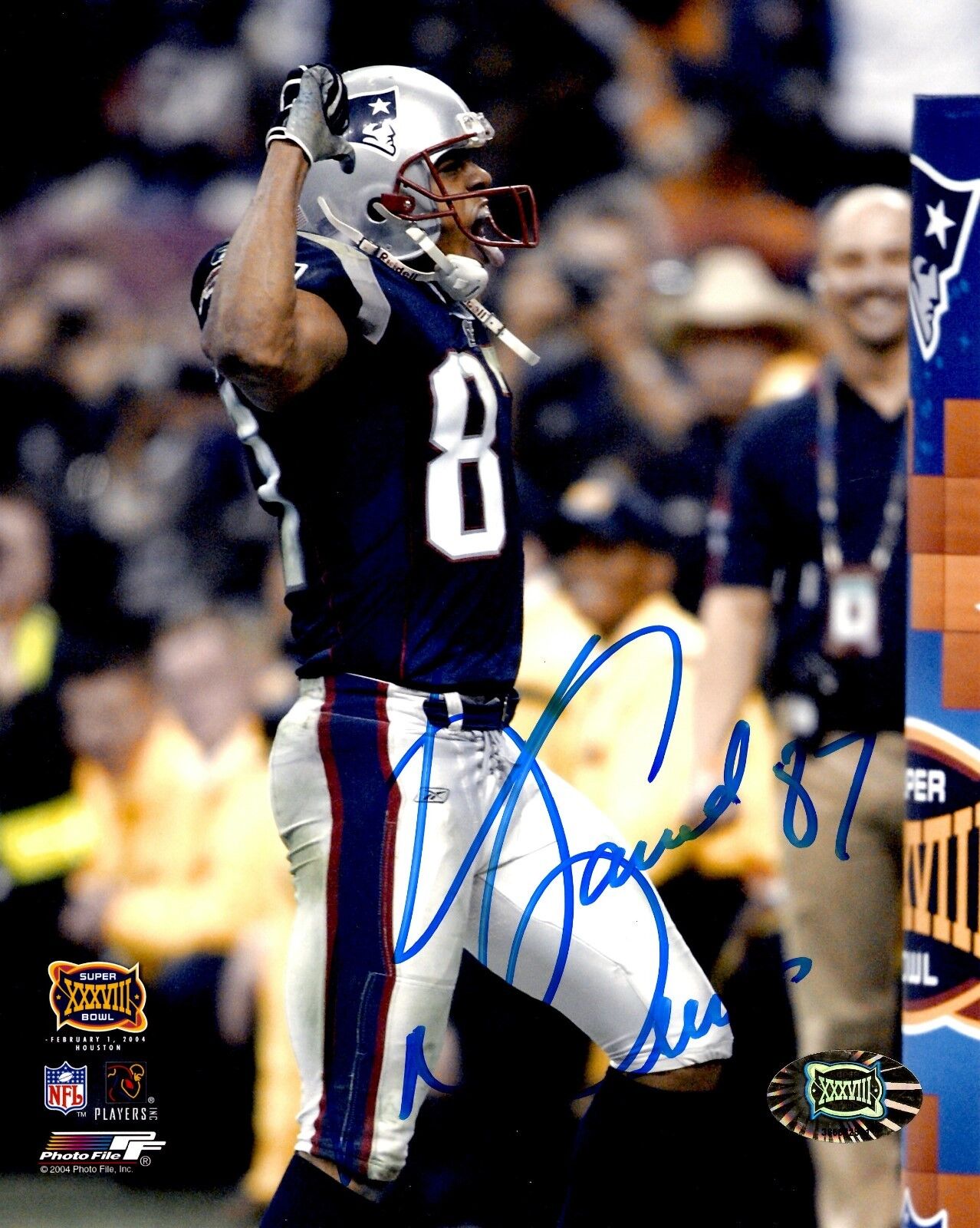 Autographed DAVID GIVENS New England Patriots 8x10 Photo Poster painting - COA