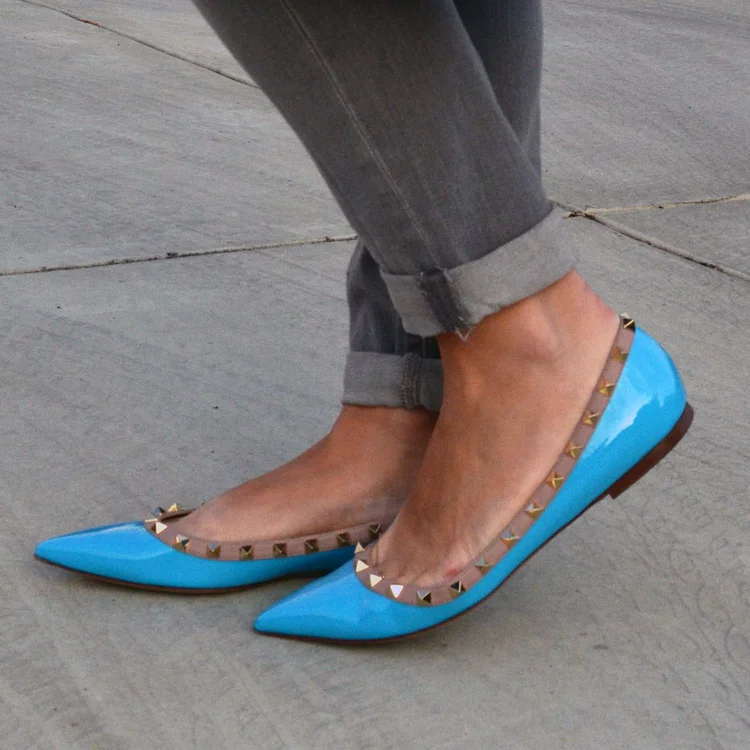 Blue Comfortable Pointed Toe Flats with Rivets Vdcoo