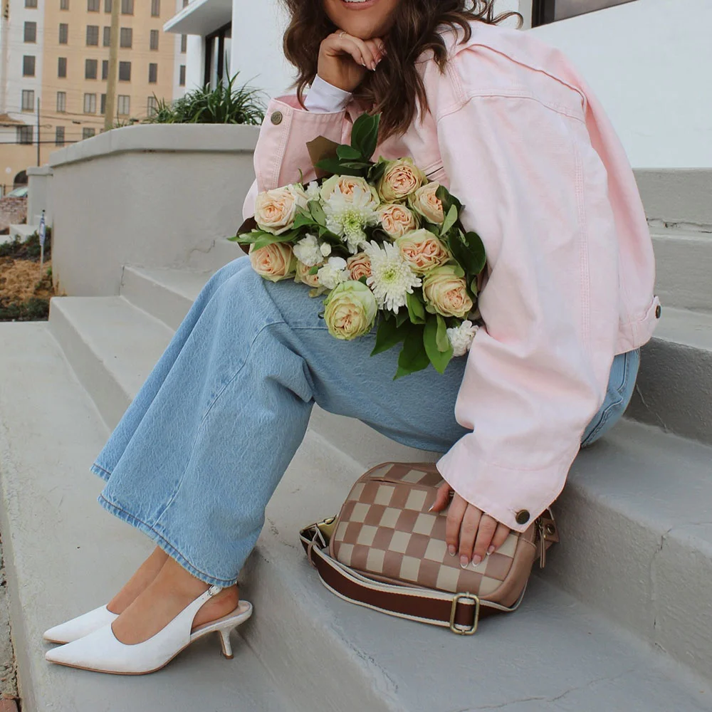 Classy White Lace Pointed Toe Slingback Wedding Heels for Bride