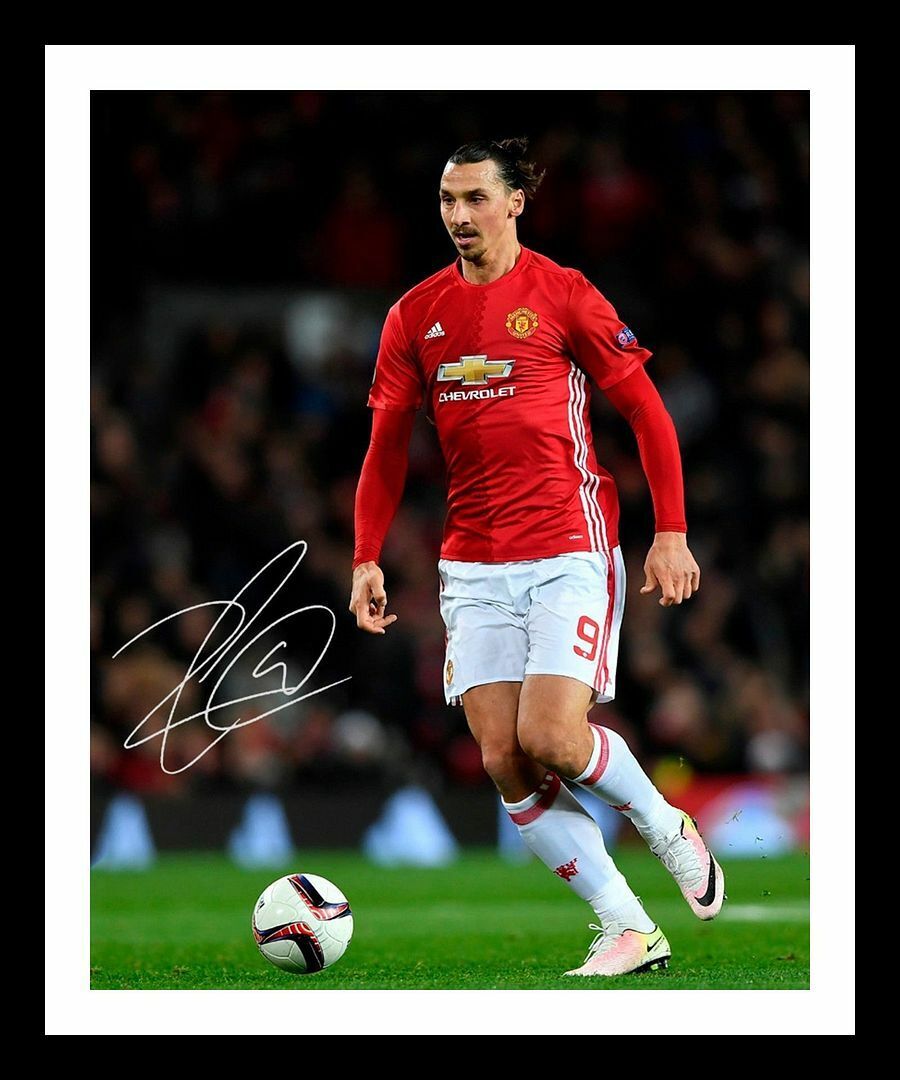 Zlatan Ibrahimovic - Manchester United Autograph Signed & Framed Photo Poster painting