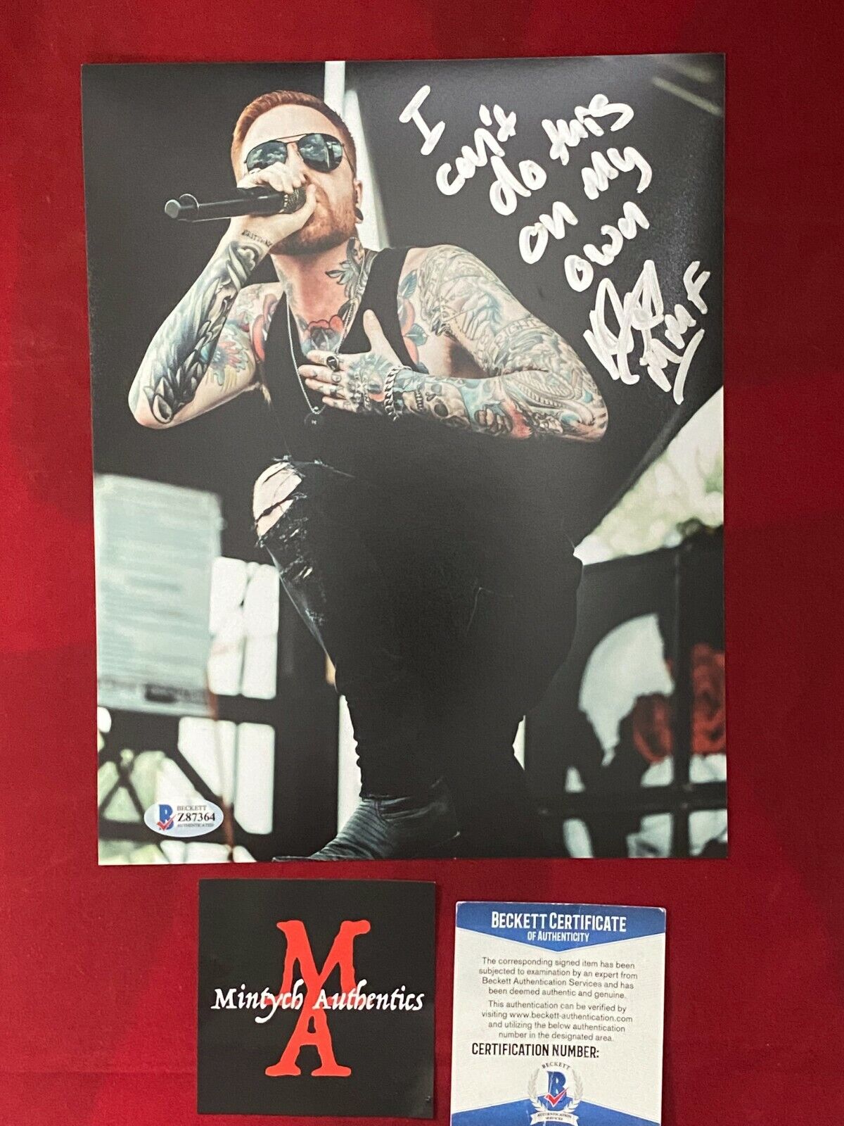 MATTY MULLINS SIGNED 8X10 Photo Poster painting! MEMPHIS MAY FIRE! BECKETT! BROKEN UNCONDITIONAL