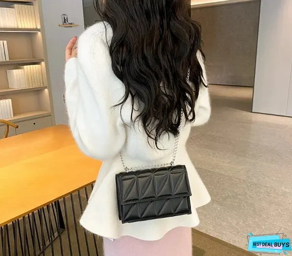Daphne Chain Bag
