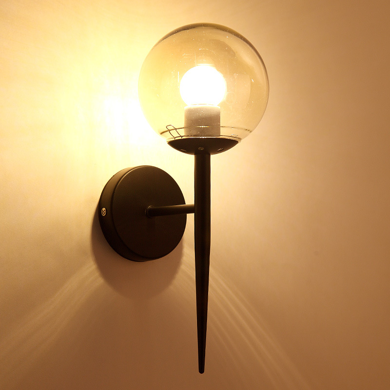 Wall lamp