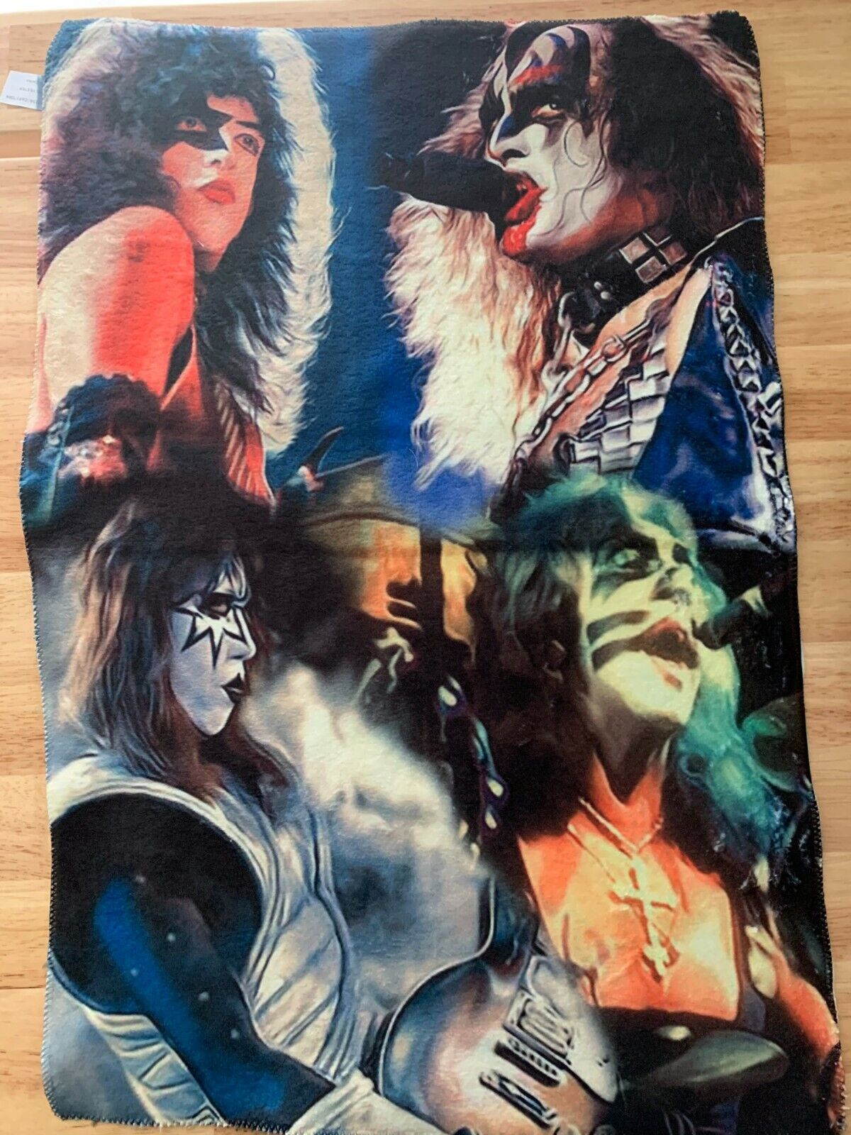 KISS Paul, Gene, Peter, Ace 16 x 24 Beautiful Towel NEW!