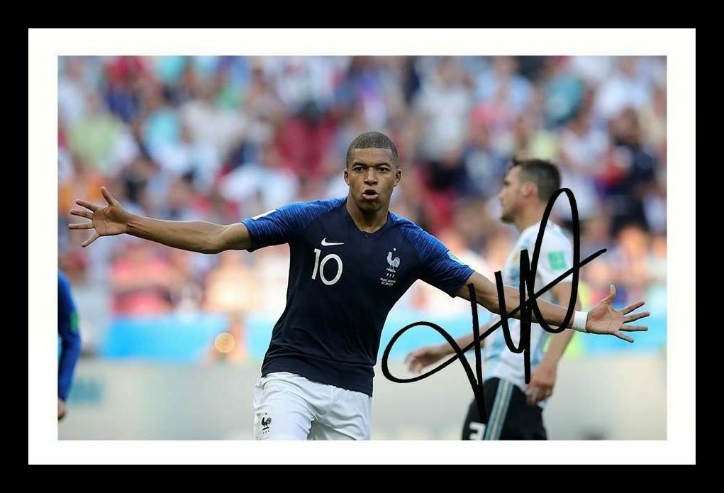 Kylian Mbappé - France Autograph Signed & Framed Photo Poster painting 2