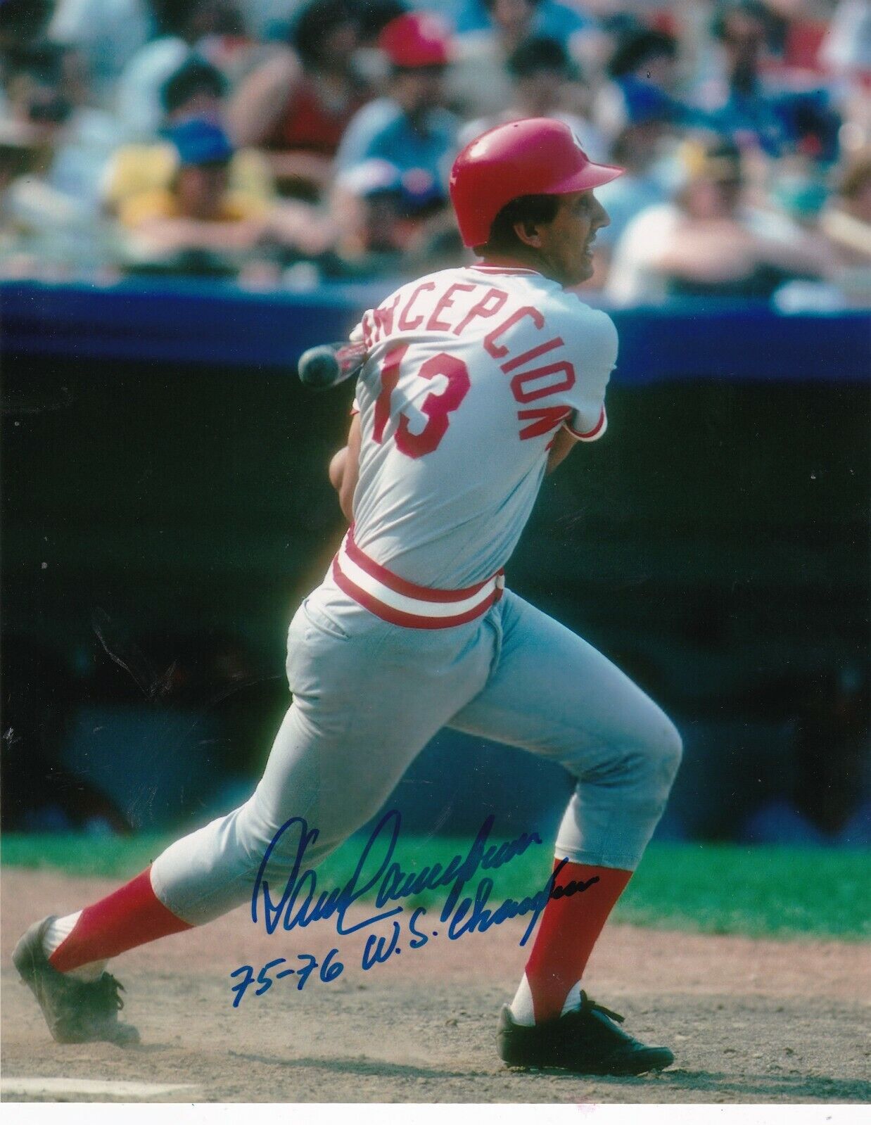 DAVE CONCEPCION CINCINNATI REDS 1975-76 WS CHAMPIONS ACTION SIGNED 8x10