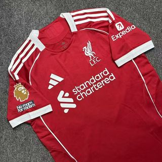 Fans 25/26 Liverpool home jersey (with Premier League armband)